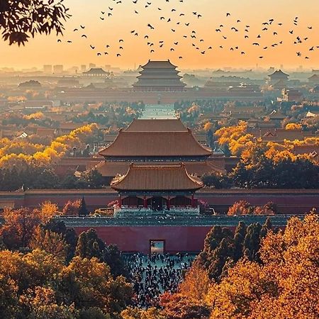 East Sacred Hotel--Very Near Beijing Tiananmen Square ,The Forbidden City,The Temple Of Heaven ,3 Minutes' Walk To Wangfujing Subway ,Located In The Center Of Beijing, Many Shopping Malls Around,Newly Renovated Hotel-Able To Receive Foreign Guests Экстерьер фото The Forbidden City, Beijing