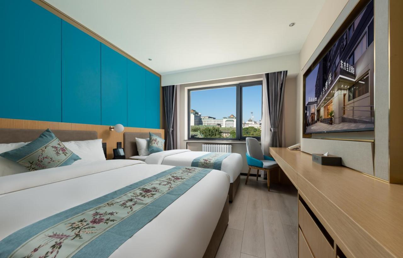 East Sacred Hotel--Very Near Beijing Tiananmen Square ,The Forbidden City,The Temple Of Heaven ,3 Minutes' Walk To Wangfujing Subway ,Located In The Center Of Beijing, Many Shopping Malls Around,Newly Renovated Hotel-Able To Receive Foreign Guests Экстерьер фото Deluxe room