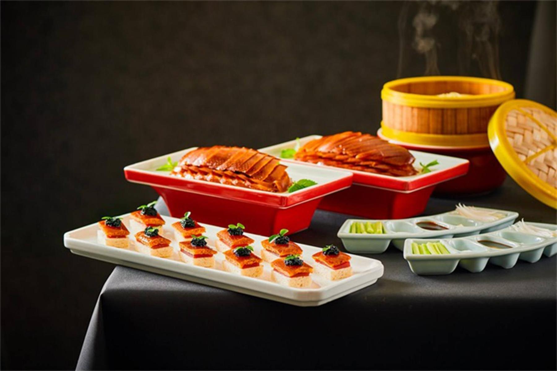 East Sacred Hotel--Very Near Beijing Tiananmen Square ,The Forbidden City,The Temple Of Heaven ,3 Minutes' Walk To Wangfujing Subway ,Located In The Center Of Beijing, Many Shopping Malls Around,Newly Renovated Hotel-Able To Receive Foreign Guests Экстерьер фото A selection of dim sum